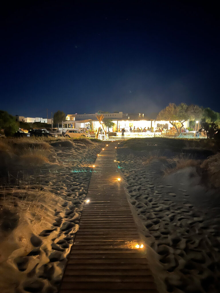 restaurant plage plaka naxos
