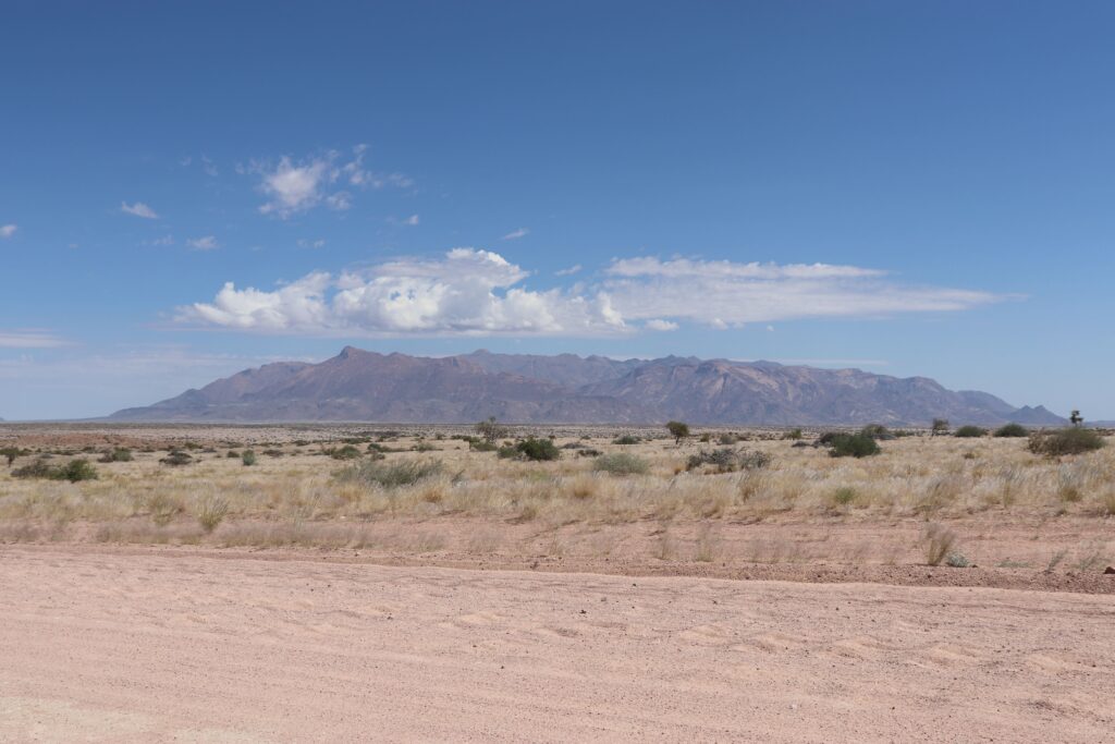 road trip namibie montagne